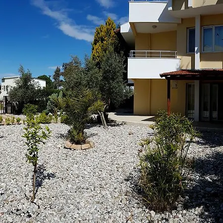 Golf Villa *
